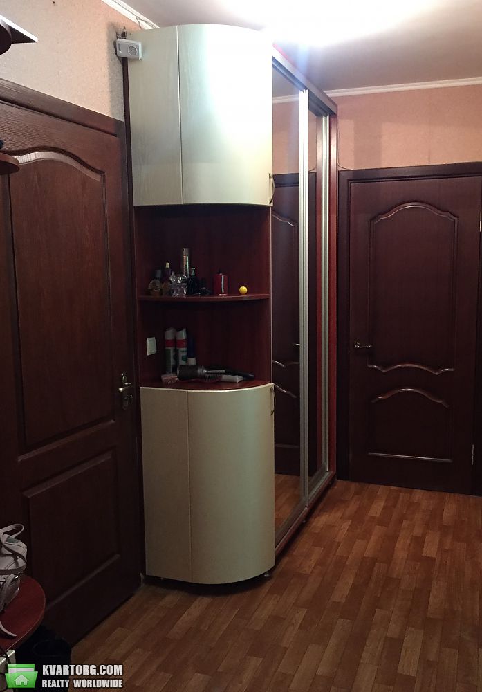 Sell 2-room apartment. Киев,  Радунская — photo 10