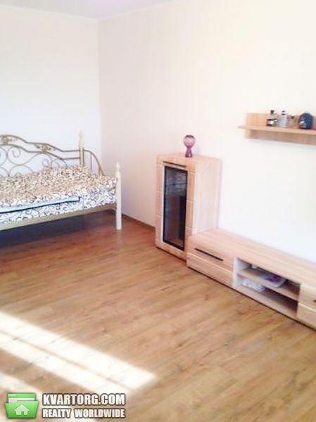 Rent out 2-room apartment. Киев,  Науки пр — photo 8