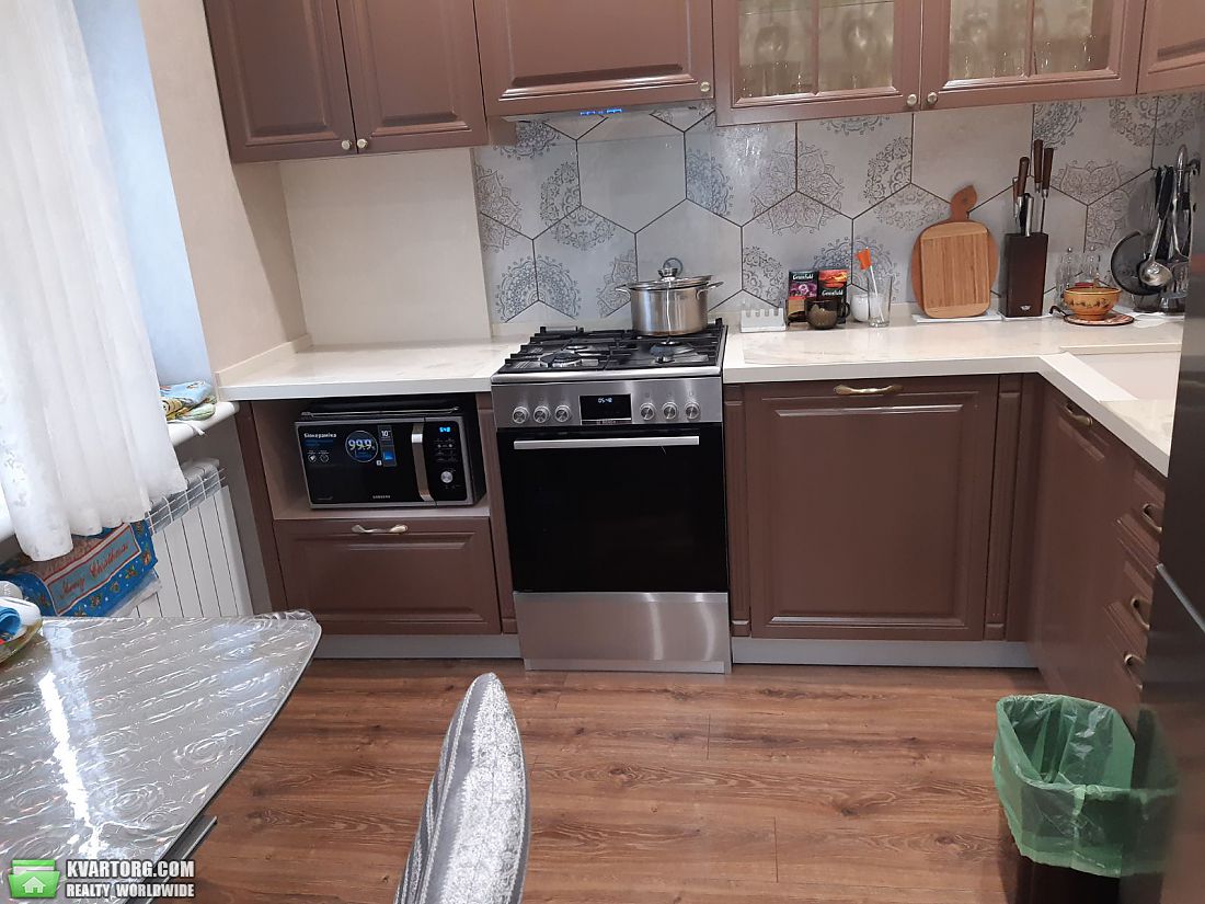 Sell 4-room apartment. Днепропетровск, Тепличная — photo 2