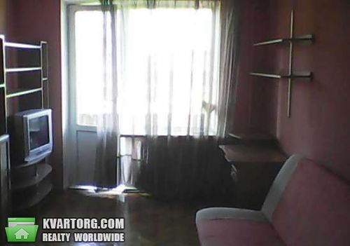Rent out 2-room apartment. Киев, Победы пр — photo 3