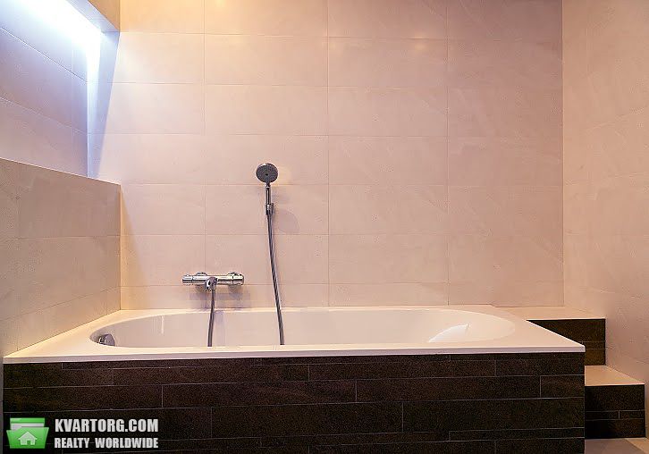 Sell 3-room apartment. Киев,  Драгомирова — photo 8