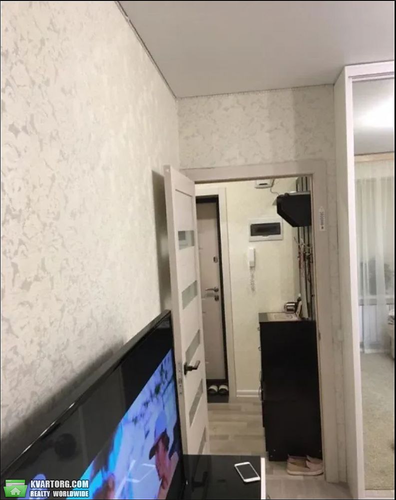 Rent out 1-room apartment. Киев, Йорданская — photo 2