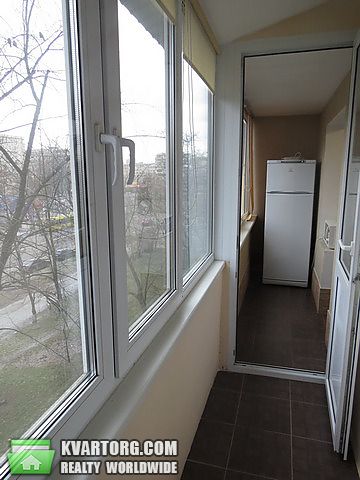 Sell 1-room apartment. Киев, Лесной просп. — photo 5