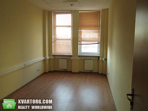 Rent out office. Киев, Дмитриевская — photo 1