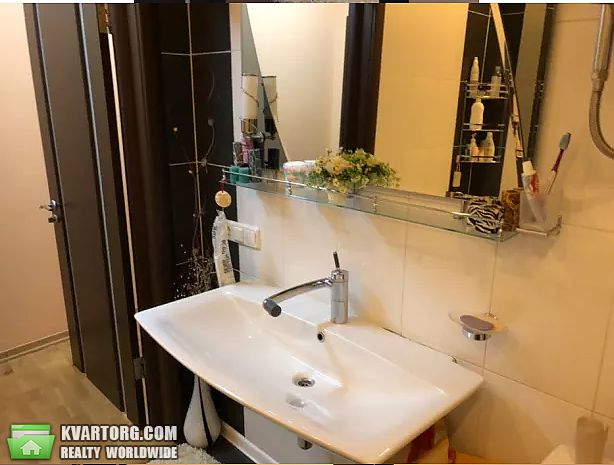Rent out 2-room apartment. Киев, Гарматники — photo 6