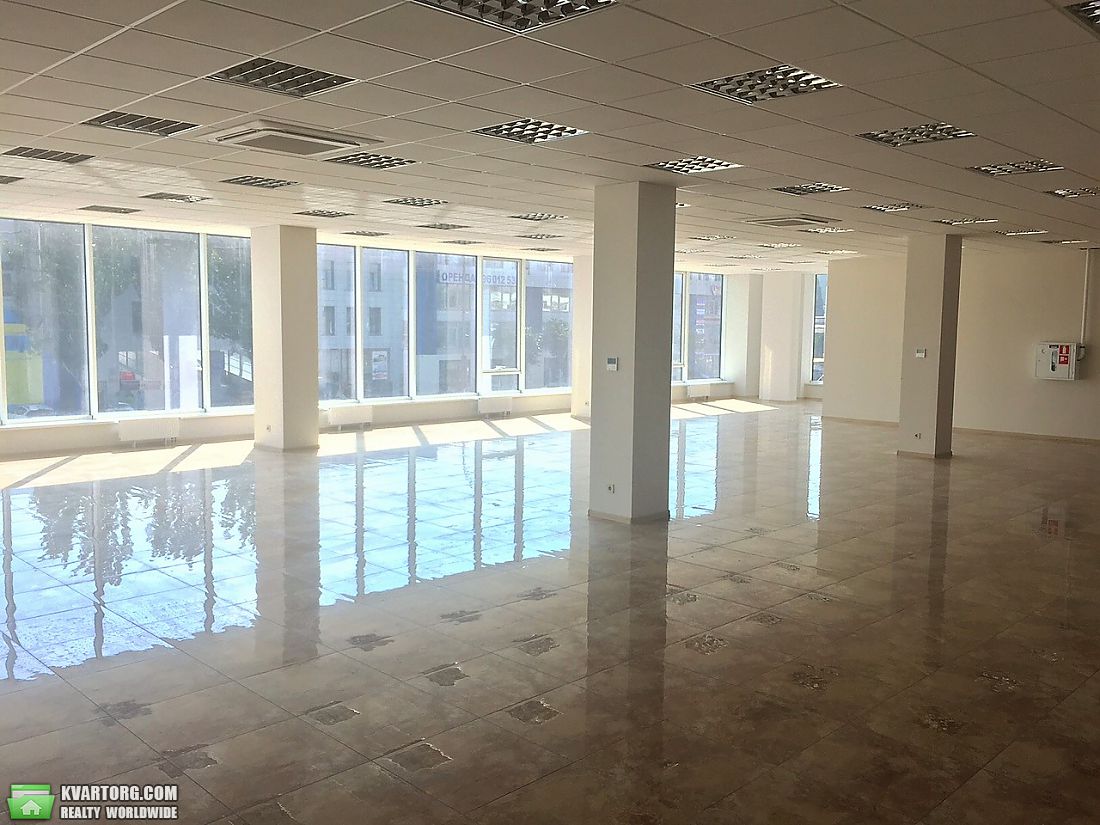 Rent out office. Киев, Новоконстантиновская — photo 1