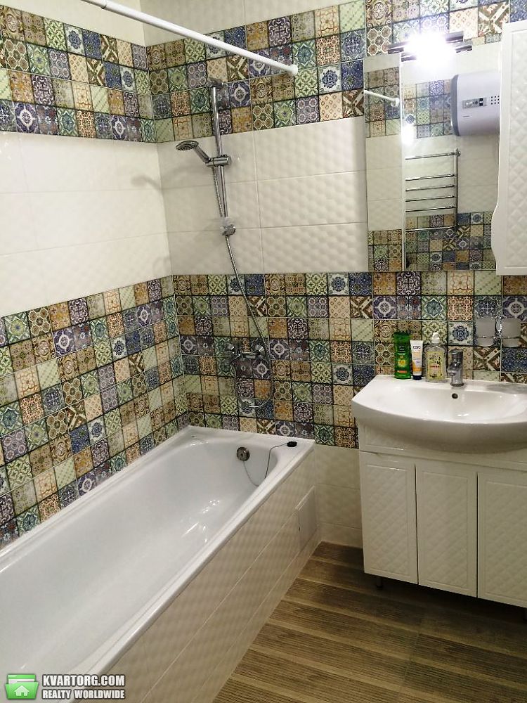 Rent out 1-room apartment. Киев,  Ревуцкого — photo 8