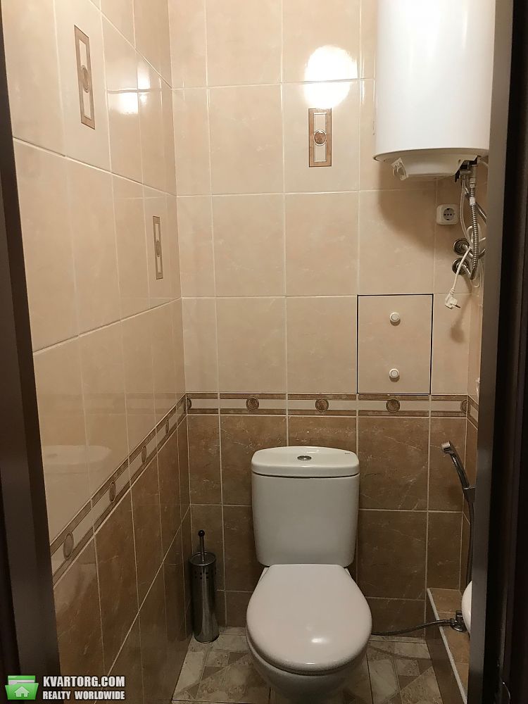 Rent out 3-room apartment. Киев,  Леси Украинки бул — photo 7