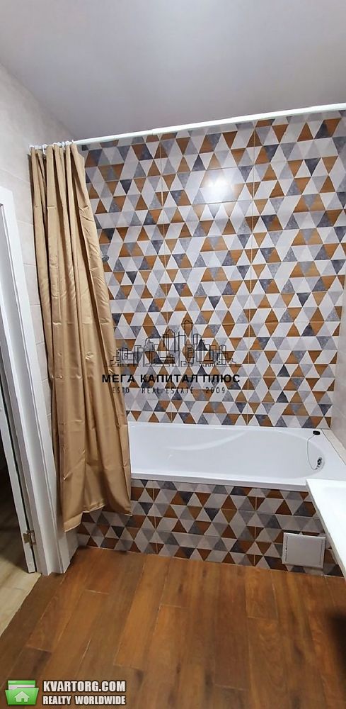 Rent out 1-room apartment. Киев,  Каховская — photo 9