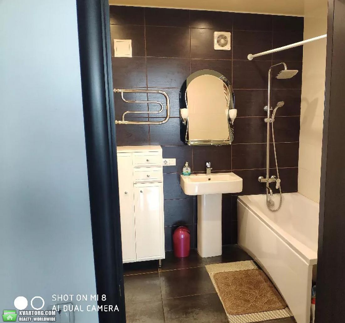 Rent out 3-room apartment. Киев,  Гетьмана — photo 4
