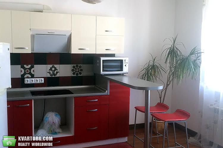 Rent out 1-room apartment. Киев,  Пчелки — photo 4
