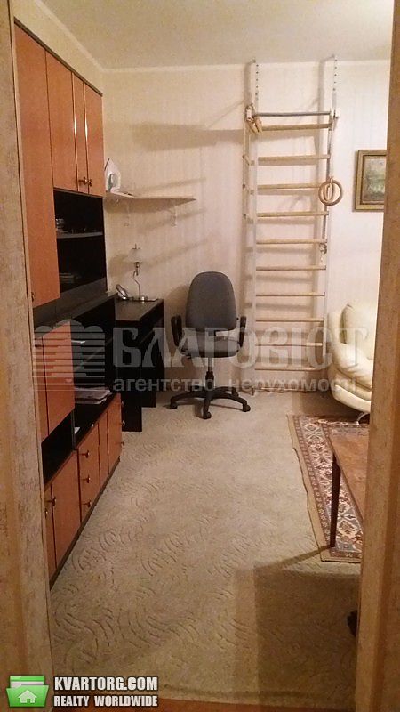 Rent out 1-room apartment. Киев,  Ревуцкого — photo 2