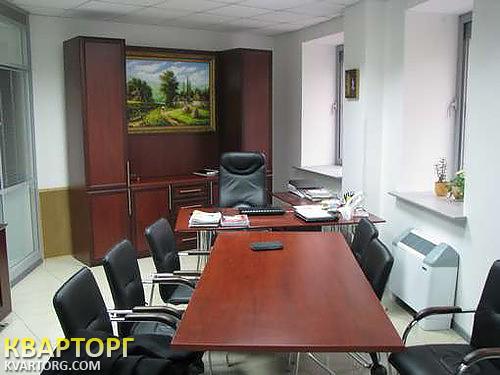 Rent out office. Киев, Спортивная площадь — photo 1