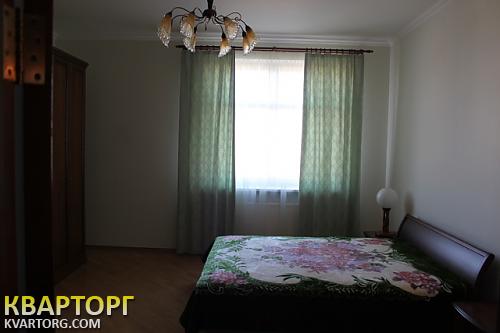 Rent out 2-room apartment. Киев,  Щорса — photo 5