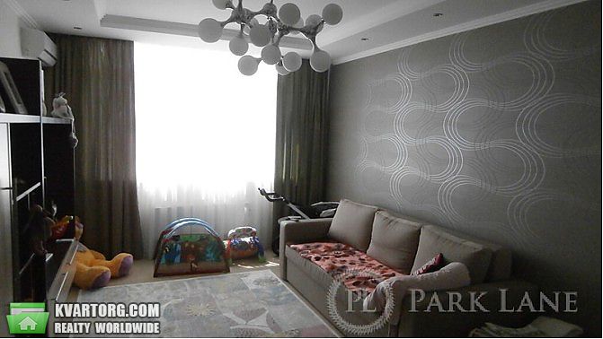 Sell 2-room apartment. Киев,  Бажана — photo 1