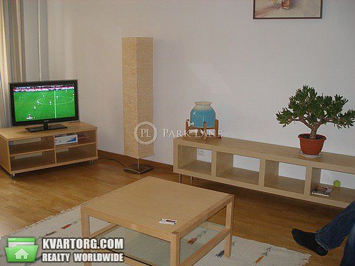 Rent out 3-room apartment. Киев,  Никольско-Ботаническая — photo 3