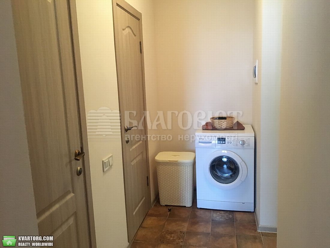 Rent out 2-room apartment. Киев,  Верхняя — photo 5