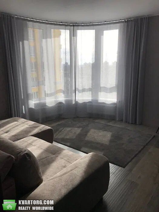Rent out 2-room apartment. Киев,  Каховская — photo 10