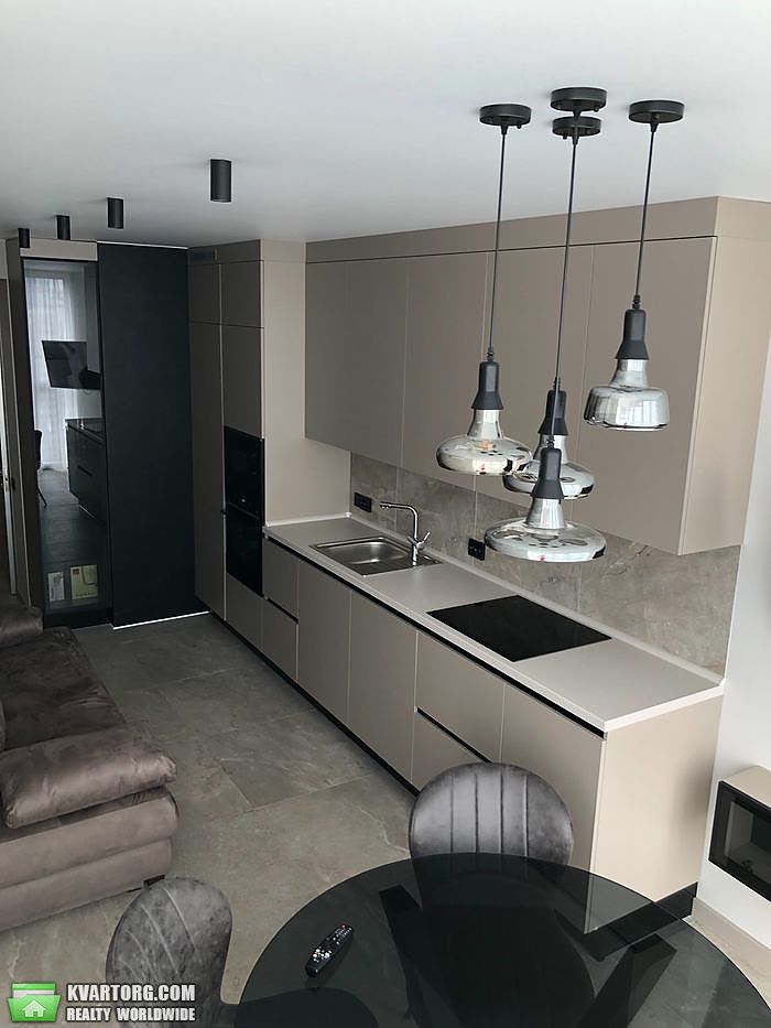 Sell 2-room apartment. Киев,  Ясиноватский пер — photo 1