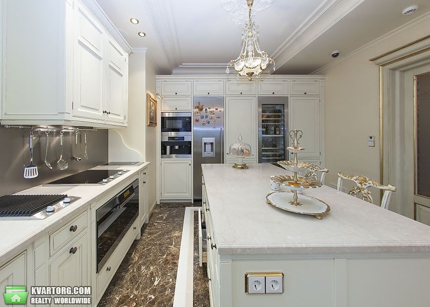 Sell multi-room apartment. Киев, Щорса — photo 4