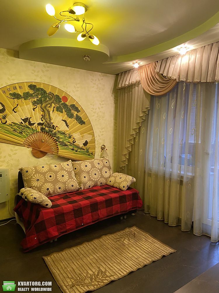 Rent out 2-room apartment. Киев,  Бальзака — photo 2