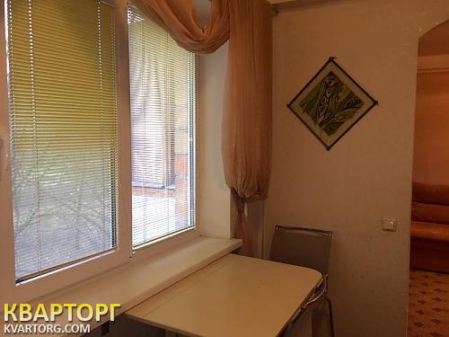 Rent out 2-room apartment. Киев, Неманская — photo 6