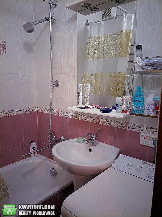 Rent out 2-room apartment. Киев,  Малышко — photo 1