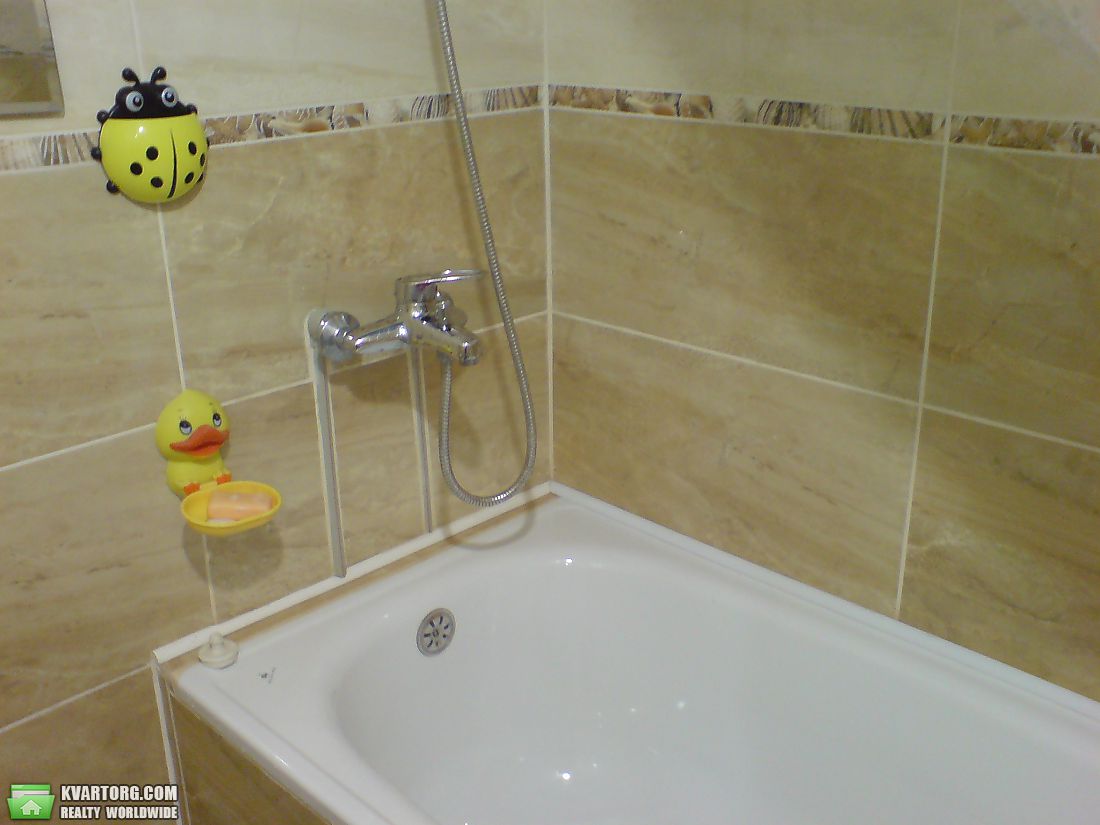 Rent out 1-room apartment. Киев,  Дубровицкая — photo 5