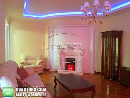 Rent out 3-room apartment. Киев, Леси Украинки бул — photo 2