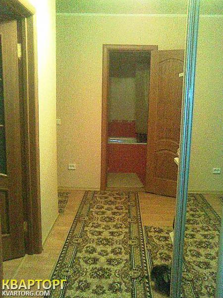 Rent out 2-room apartment. Киев,  Дарницкий бул — photo 3