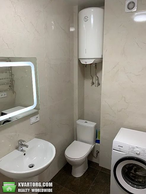 Rent out 1-room apartment. Киев,  Дубинина — photo 4