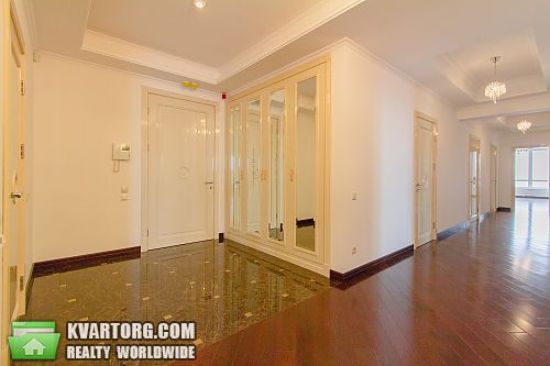 Rent out multi-room apartment. Киев, Институтская — photo 9