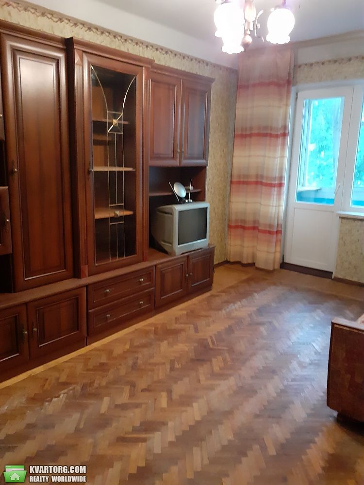 Rent out 2-room apartment. Киев, Курнатовского — photo 4