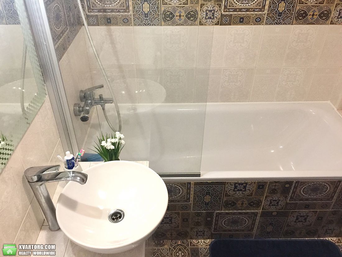 Sell 3-room apartment. Киев,  Здолбуновская — photo 3