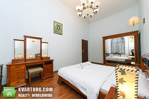 Rent out 2-room apartment. Киев, Михайловская — photo 1