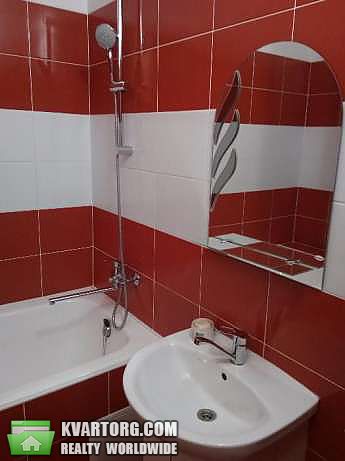 Rent out 1-room apartment. Киев,  Харьковское шоссе — photo 10