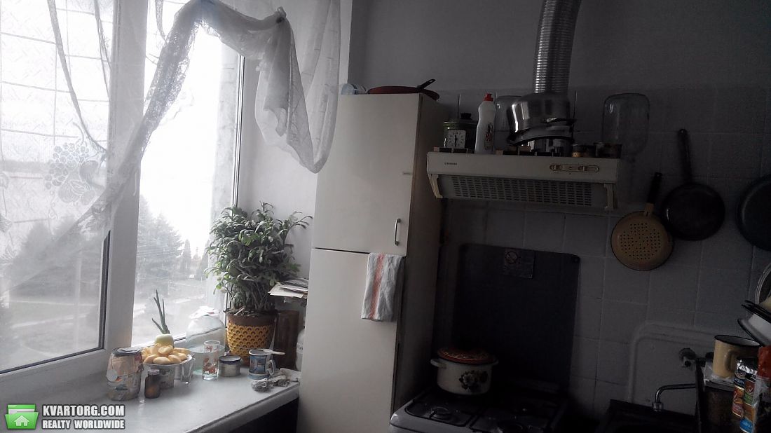 Sell 2-room apartment. Днепропетровск, Набережная Ленина — photo 1