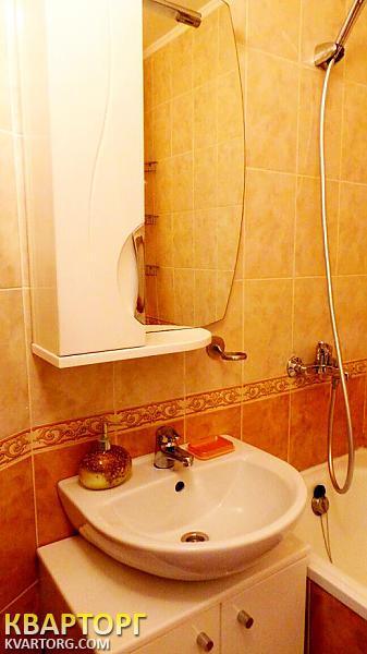 Rent out 2-room apartment. Киев, Закревского — photo 4