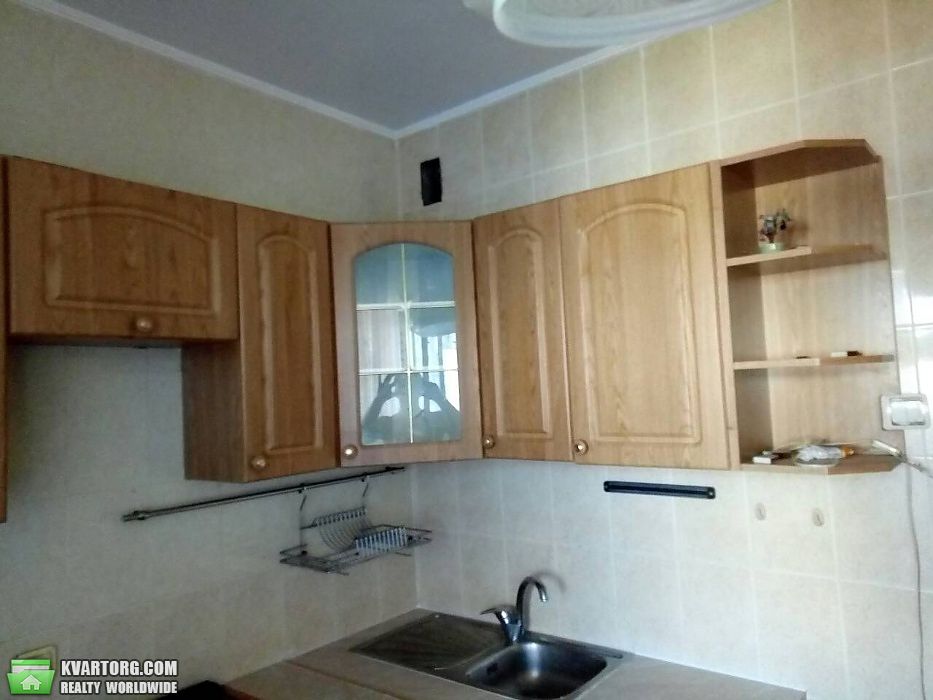 Rent out 2-room apartment. Киев,  Лисковская — photo 8