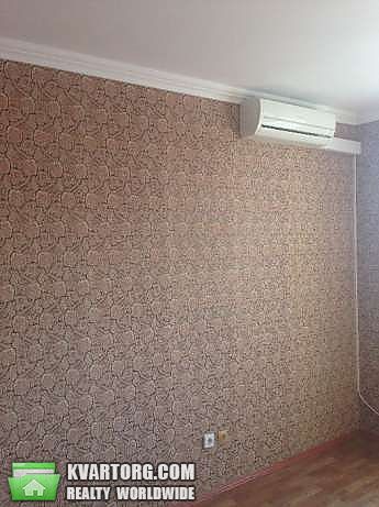 Rent out 2-room apartment. Киев,  Бажана — photo 4