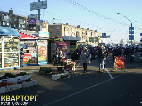 Rent out shop. Киев, метро Святош — photo 1
