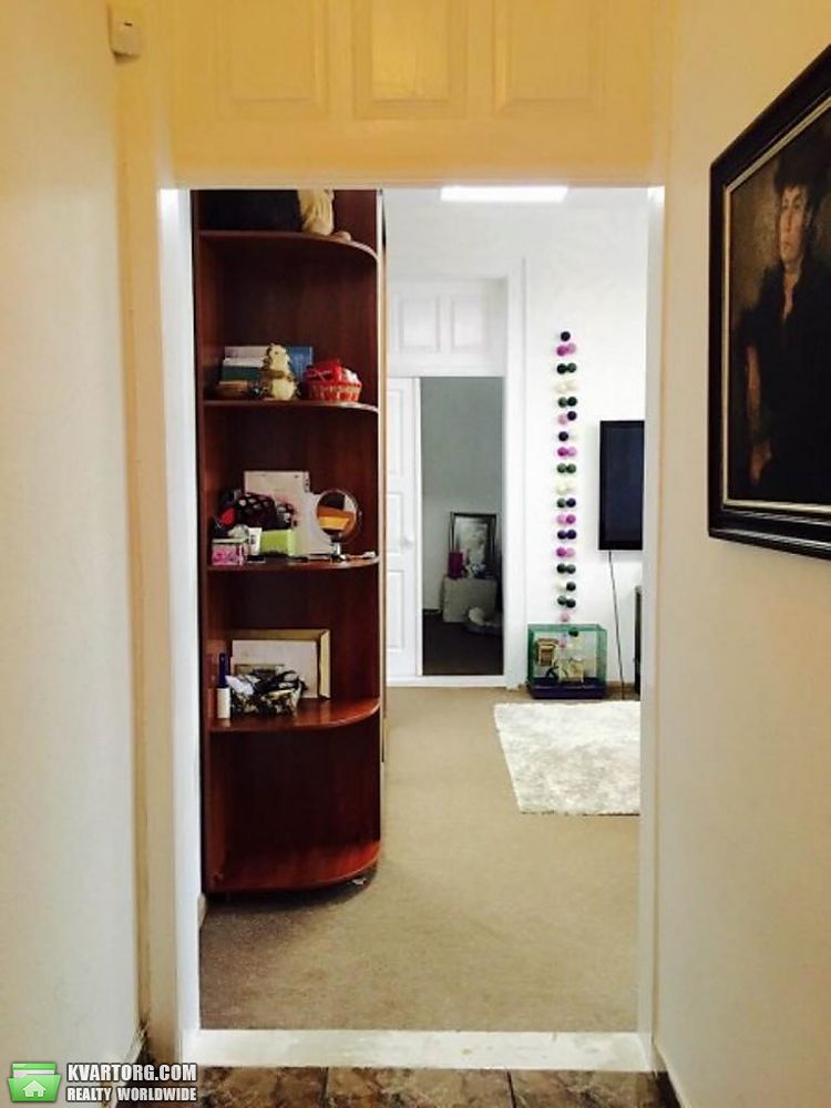 Rent out 2-room apartment. Киев,  Толстого — photo 7