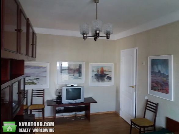 Rent out 3-room apartment. Киев, Проспект правды — photo 1