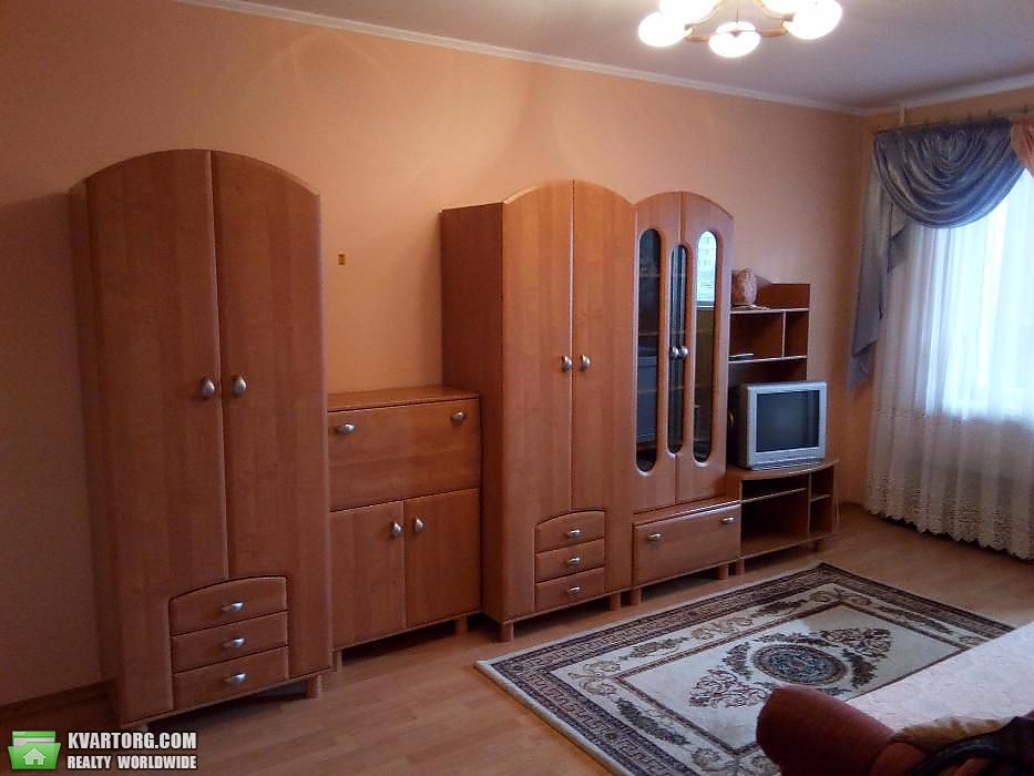 Rent out 2-room apartment. Киев,  Харьковское шоссе — photo 6