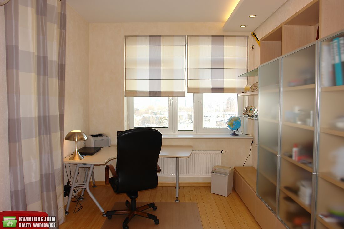 Rent out 4-room apartment. Киев, Провиантская — photo 9