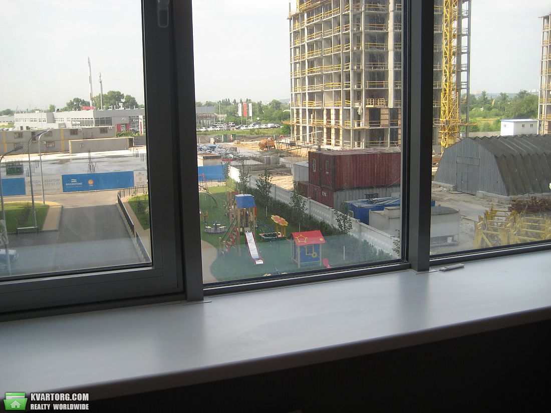 Rent out 2-room apartment. Киев, Днепровская наб — photo 6