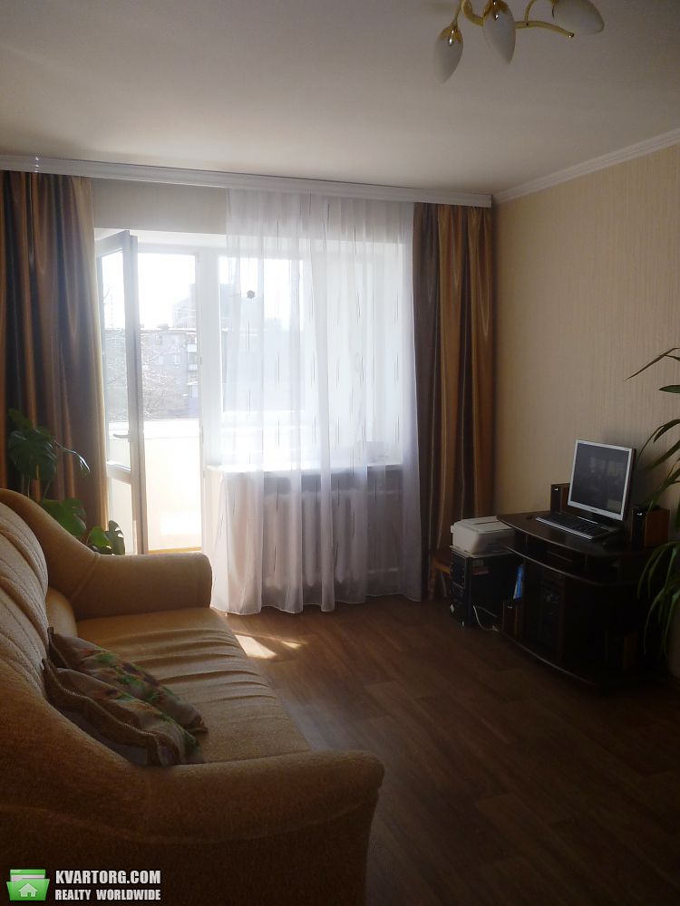 Sell 2-room apartment. Киев,  Гродненская — photo 1