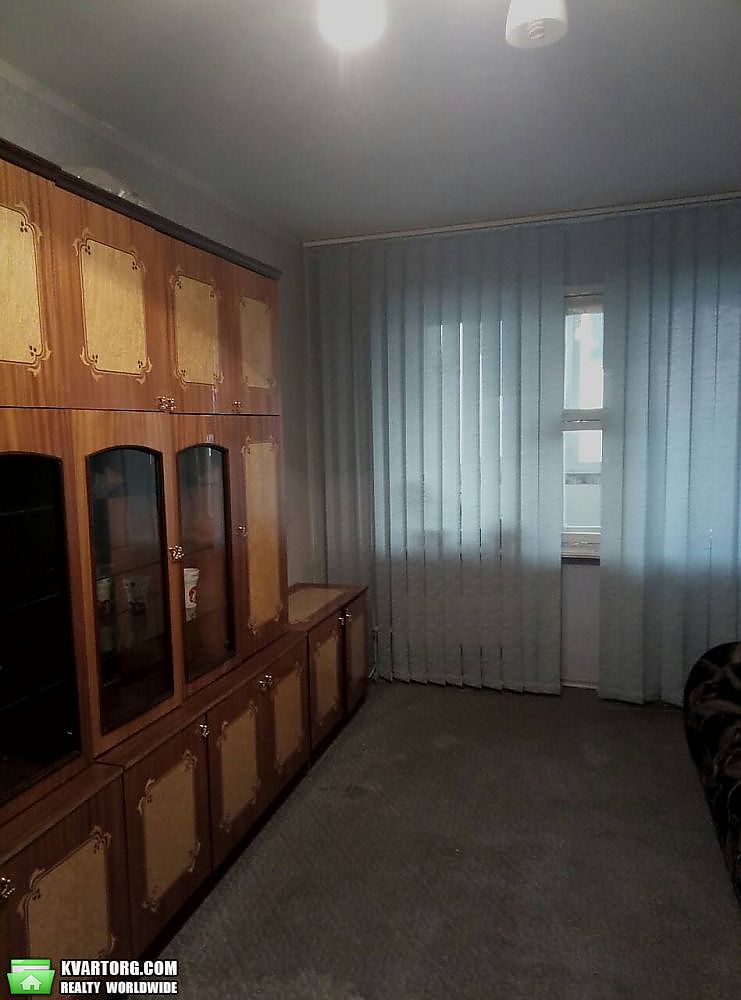 Rent out 2-room apartment. Киев, Лисковская — photo 2