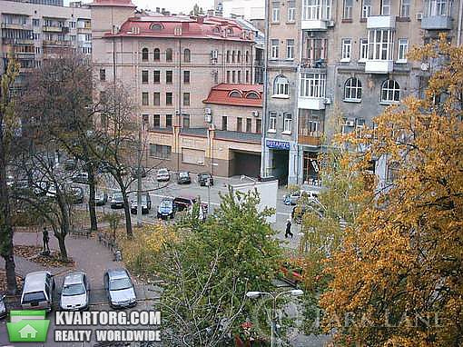 Sell 3-room apartment. Киев,  Богдана Хмельницкого — photo 1