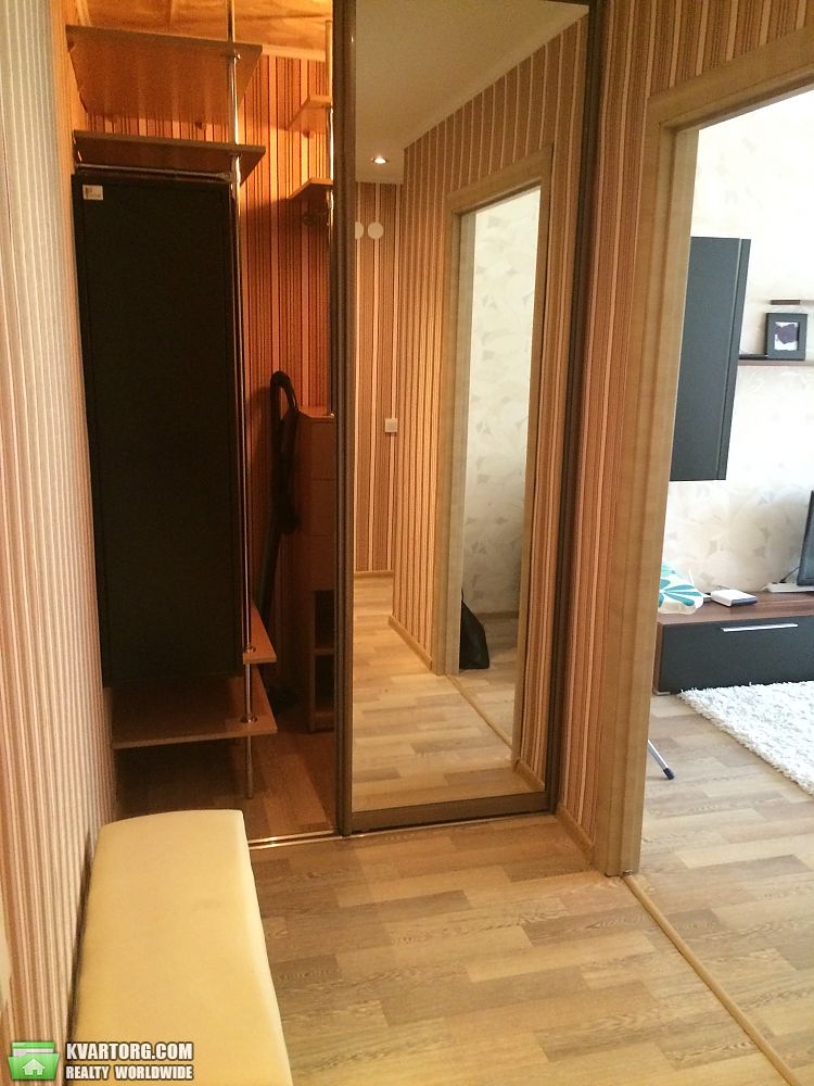 Rent out 1-room apartment. Киев, Первомайского Леонида — photo 3